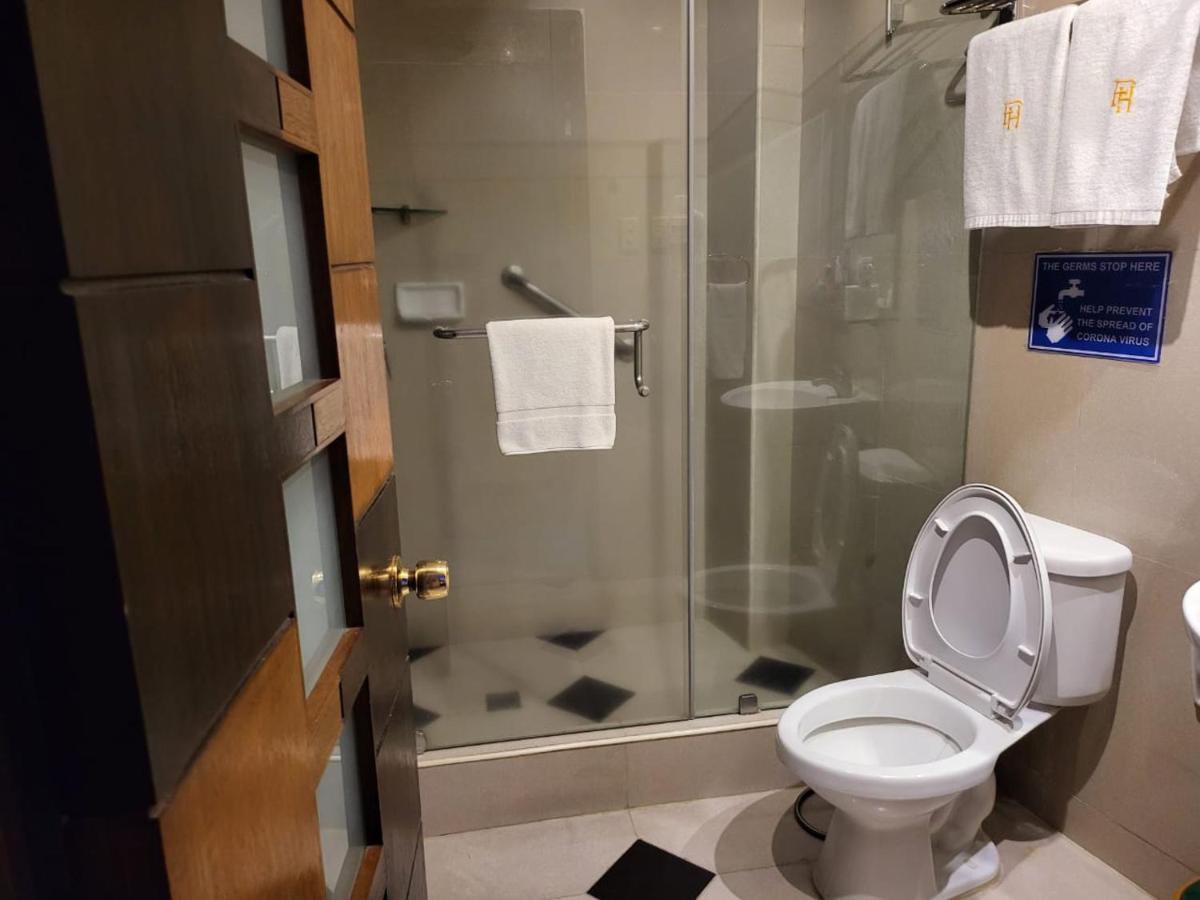 אנגלס Fields Palace Hotel מראה חיצוני תמונה