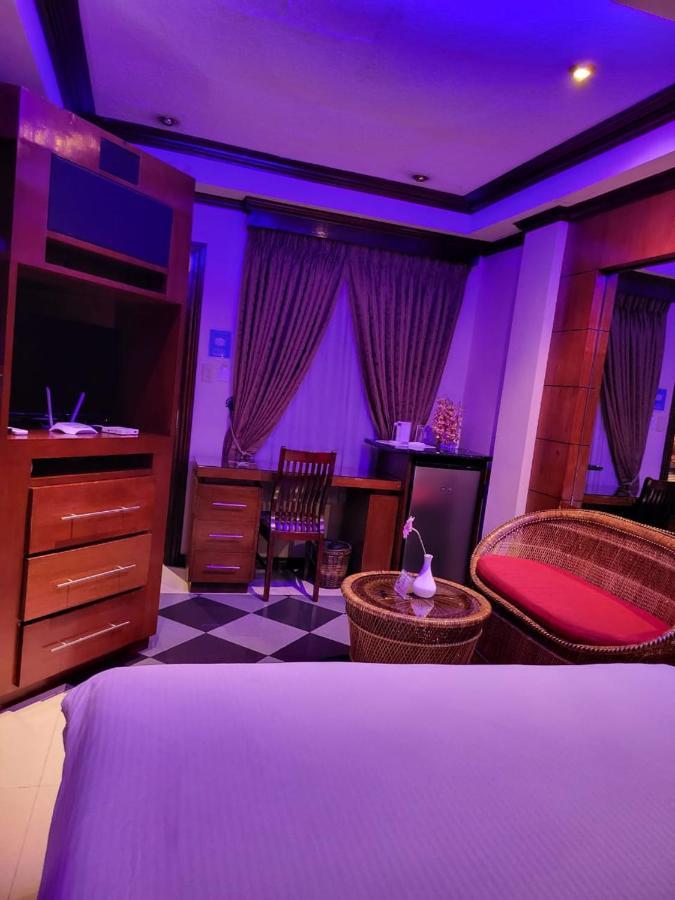 אנגלס Fields Palace Hotel מראה חיצוני תמונה