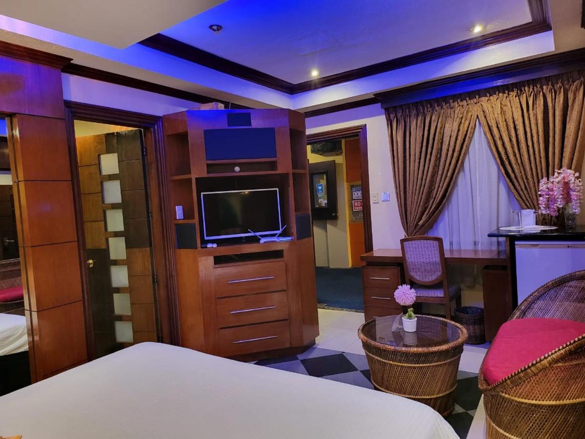 אנגלס Fields Palace Hotel מראה חיצוני תמונה