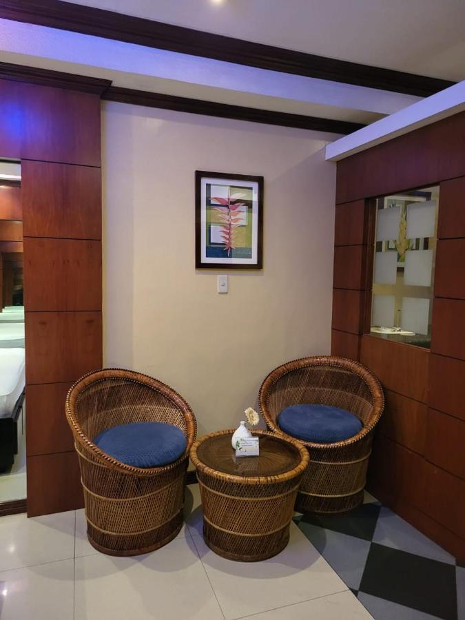 אנגלס Fields Palace Hotel מראה חיצוני תמונה
