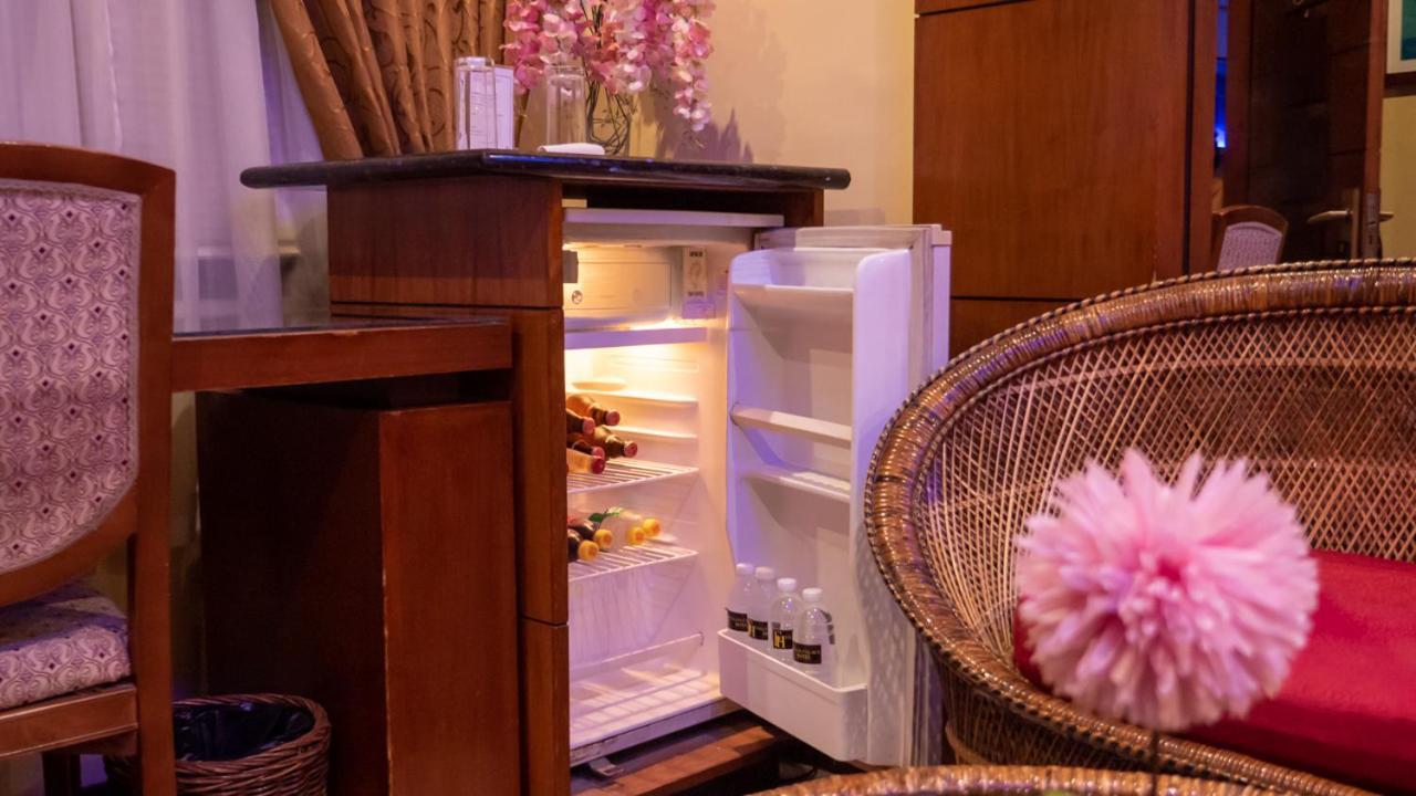 אנגלס Fields Palace Hotel מראה חיצוני תמונה