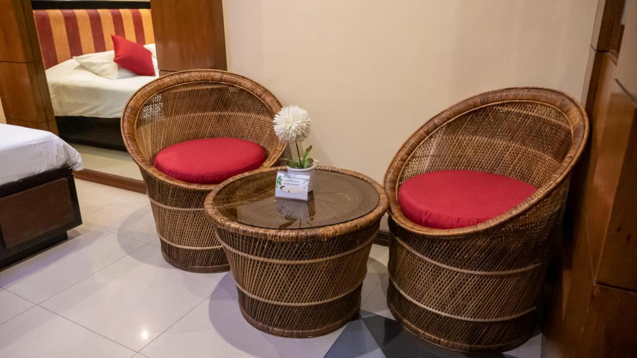 אנגלס Fields Palace Hotel מראה חיצוני תמונה