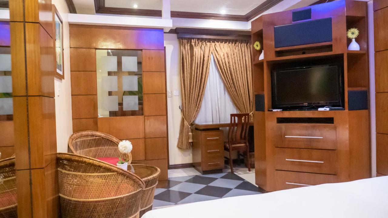 אנגלס Fields Palace Hotel מראה חיצוני תמונה