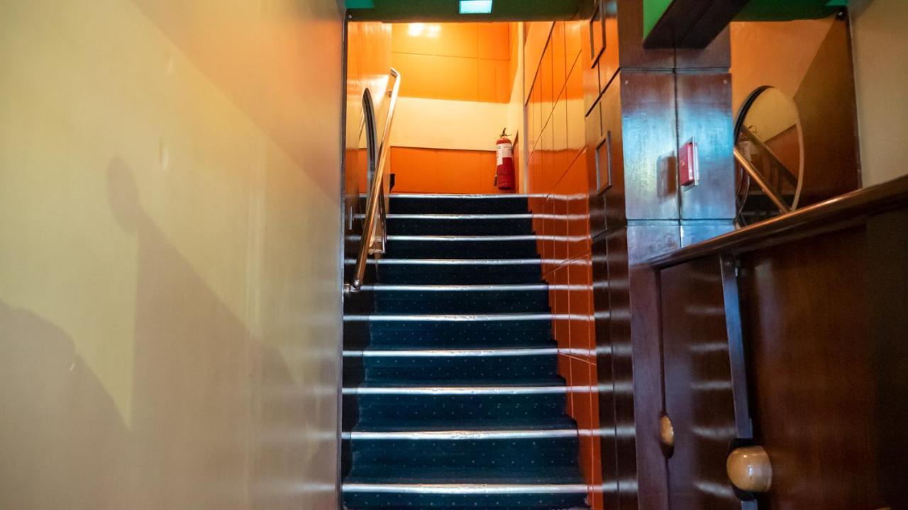 אנגלס Fields Palace Hotel מראה חיצוני תמונה