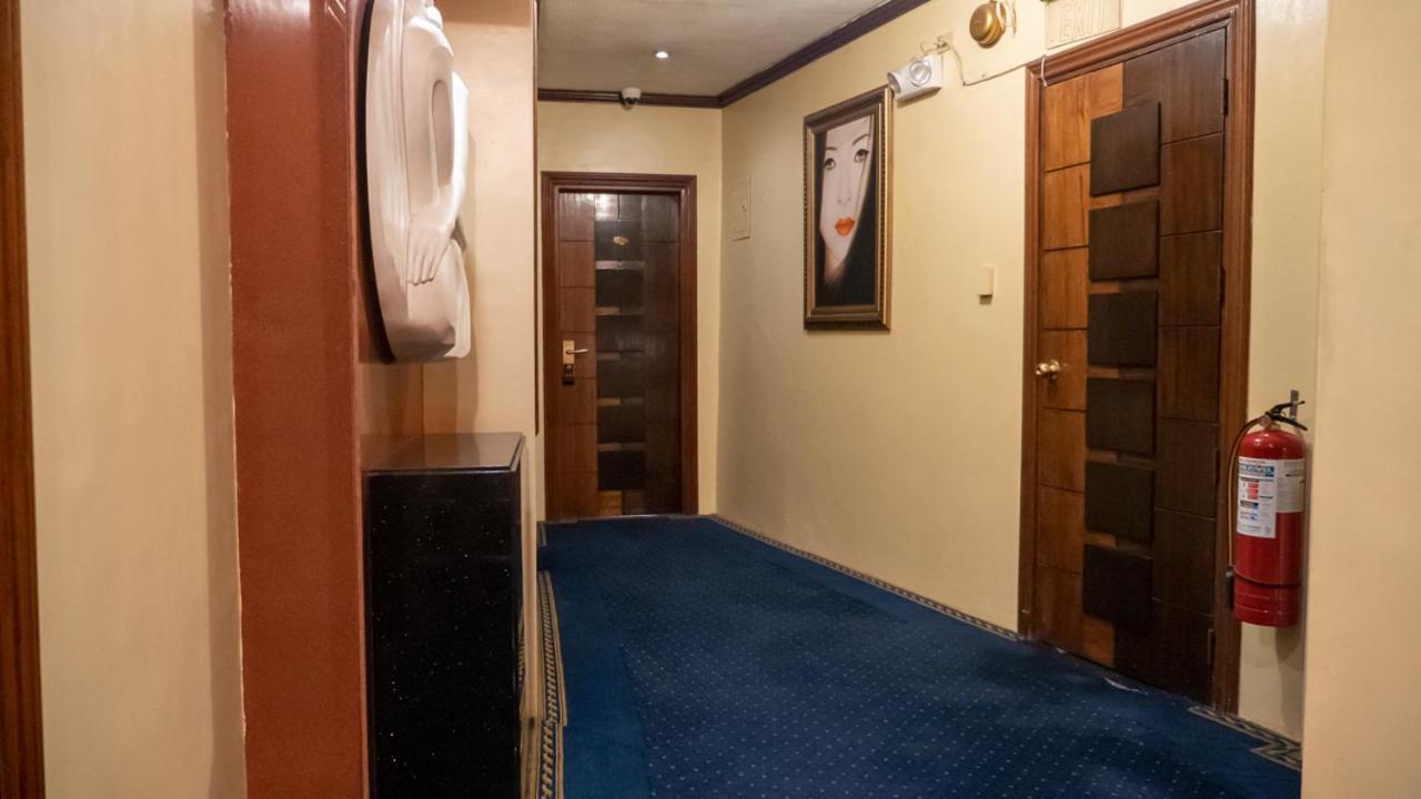 אנגלס Fields Palace Hotel מראה חיצוני תמונה