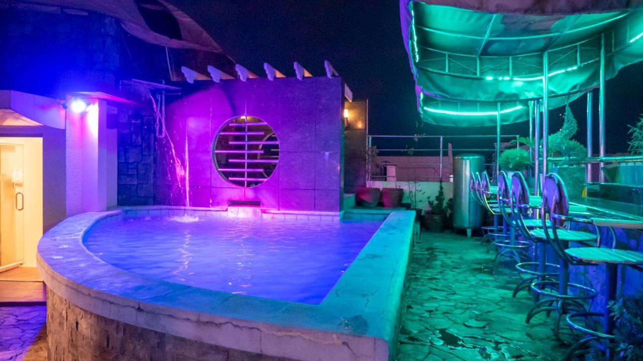 אנגלס Fields Palace Hotel מראה חיצוני תמונה